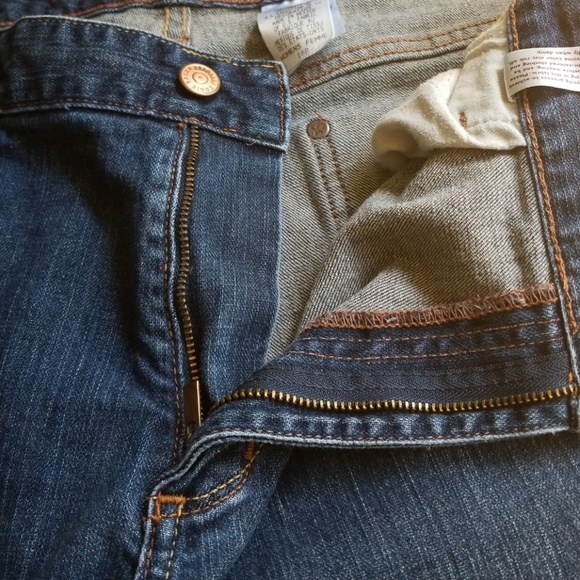 Eddie Bauer Classic Jeans - Picture 4 of 5